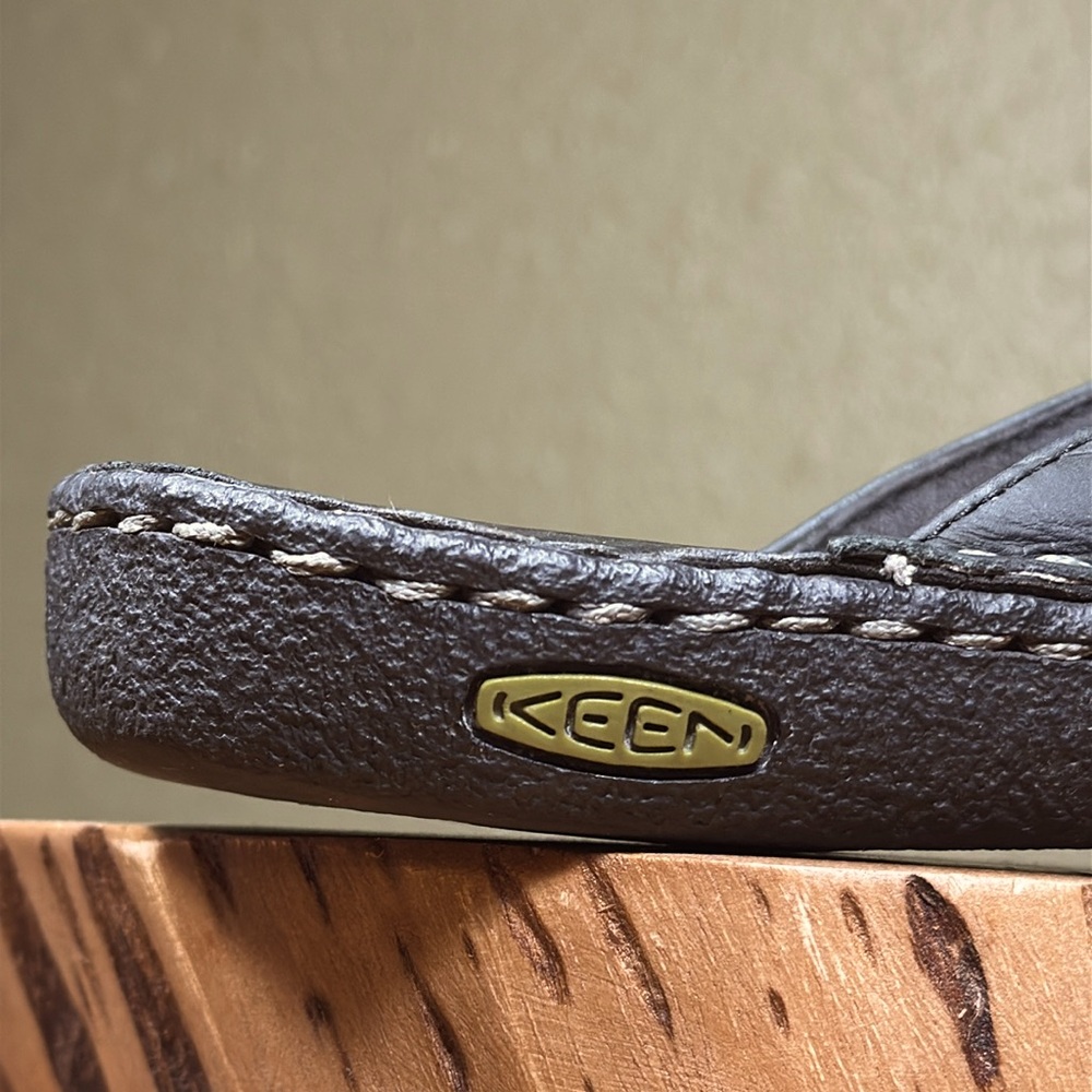 RARE KEEN BREE LEATHER THONG SANDALS - Picture 7 of 13